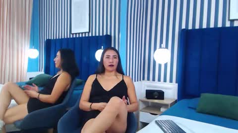 Vivian  online show from 12.17.25