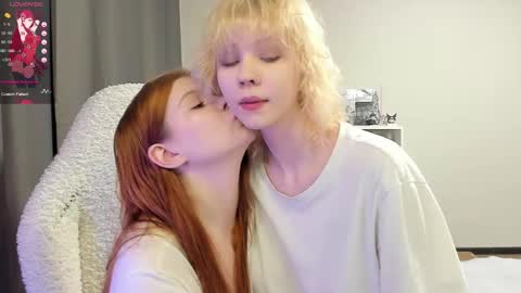 Snapshot of vivy_ chatting on 02.10.26 chatur babes online show from 02.10.26