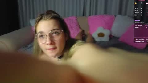 vivyboo111 online show from 11.10.25