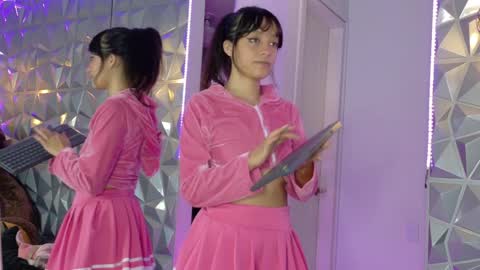 Snapshot of vixen_flutter chatting on 04.06.26 Vixen online show from 04.06.26