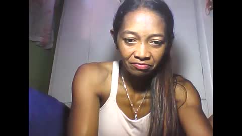 Snapshot of vixen_lina chatting on 05.02.26 vixen_lina online show from 05.02.26