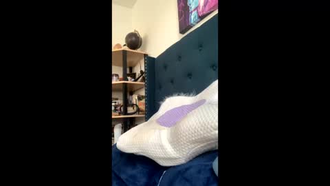 vixenblade online show from 12.18.25