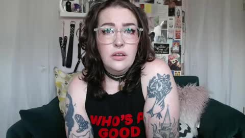 Snapshot of vixinvvitch chatting on 08.05.26 VIXIN online show from 08.05.26