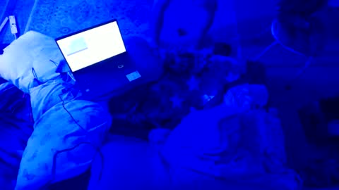 Snapshot of vknow chatting on 02.15.25 vknow online show from 02.15.25