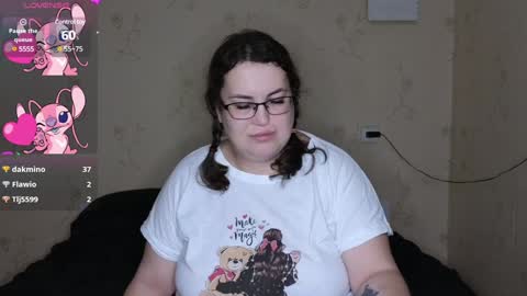 Snapshot of vladacandy chatting on 01.14.25 VladaCandy online show from 01.14.25