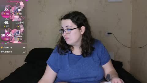 Snapshot of vladacandy chatting on 02.14.25 VladaCandy online show from 02.14.25