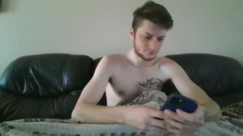 Snapshot of vladandval25 chatting on 01.28.25 vladandval25 online show from 01.28.25