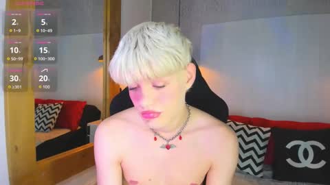 Snapshot of vladhellsing4 chatting on 02.13.26 Vlad online show from 02.13.26