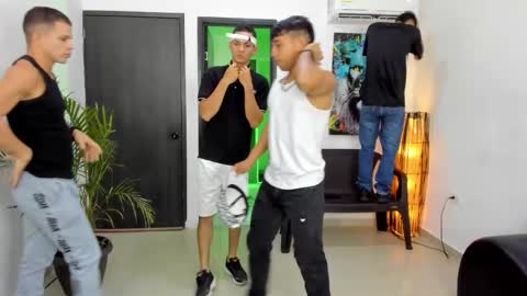 voyeurism_guys online show from 11.10.25