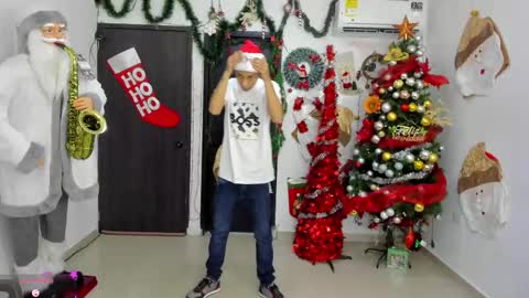 voyeurism_guys online show from 12.16.25