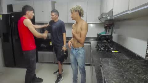 voyeurism_guys online show from 03.16.26