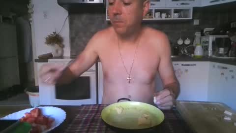Snapshot of vozd chatting on 05.25.26 sweetcock online show from 05.25.26