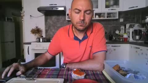 Snapshot of vozd chatting on 05.29.26 sweetcock online show from 05.29.26