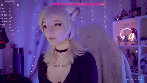 vronnier online show from 10.11.25