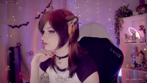 vronnier online show from 11.18.25