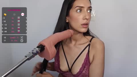 Snapshot of vsantini_ chatting on 09.24.25 vsantini_ online show from 09.24.25