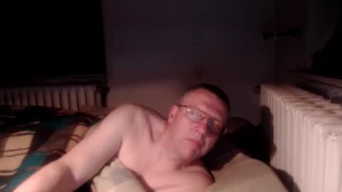 Snapshot of vthomasp719 chatting on 04.21.26 vthomasp719 online show from 04.21.26