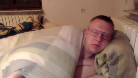Snapshot of vthomasp719 chatting on 04.29.26 vthomasp719 online show from 04.29.26