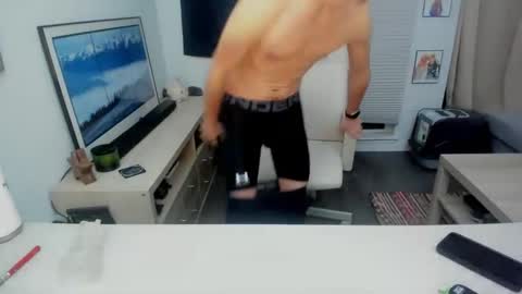 Vulgaralex320 online show from 02.04.25