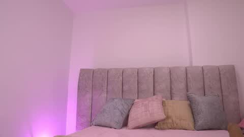 Violeta online show from 11.05.25