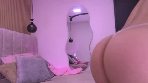 Snapshot of vvioleta_ chatting on 06.09.26 Violeta online show from 06.09.26