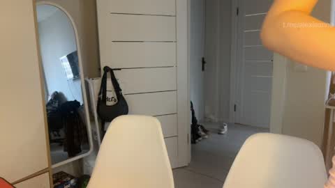 Snapshot of vx_arina chatting on 05.23.26 Arina online show from 05.23.26
