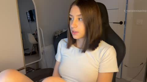 Snapshot of vx_arina chatting on 06.03.26 Arina online show from 06.03.26