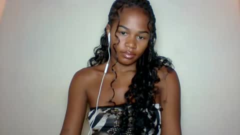 Snapshot of vynarahot chatting on 05.10.26 vynarahot online show from 05.10.26
