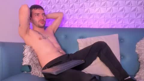 Vynny Blacke online show from 11.14.25