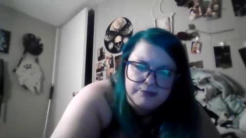 Snapshot of vyxenvoid chatting on 01.19.26 Vyx online show from 01.19.26