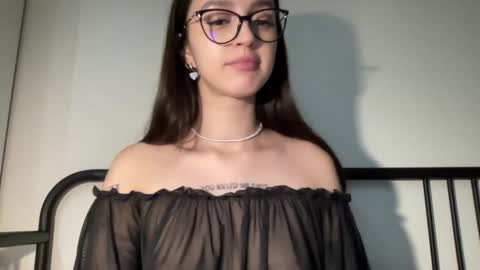 Alice  Before pvt write to me in PM  online show from 01.09.25