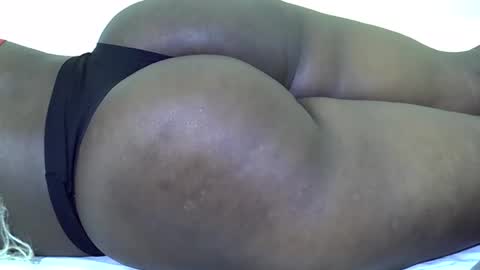 Snapshot of wakanda_43 chatting on 10.20.25 candy online show from 10.20.25