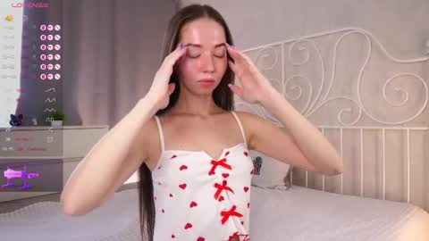  Lina online show from 09.21.25