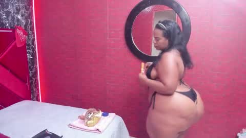 Snapshot of waleskabbw_ass chatting on 12.18.25 waleska online show from 12.18.25