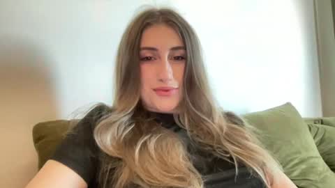 walkiria19 online show from 06.19.26