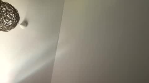 Mencoune online show from 09.16.25