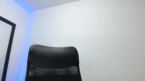 WALTER BROWN  online show from 01.21.25