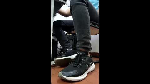 Snapshot of waltherfeet_ chatting on 04.24.26 WaltherFeet online show from 04.24.26