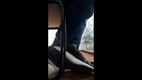 Snapshot of waltherfeet_ chatting on 05.11.26 WaltherFeet online show from 05.11.26