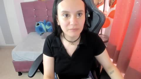 Snapshot of wanda_sg chatting on 05.24.26 Alexandra online show from 05.24.26