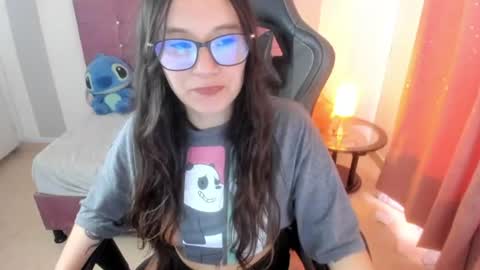 Snapshot of wanda_sg chatting on 06.30.26 Alexandra online show from 06.30.26