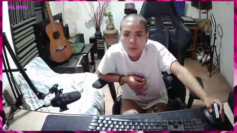 Snapshot of wanda_sra_m chatting on 04.03.26 wanda_sra_m online show from 04.03.26