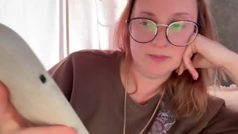 Snapshot of wanderlustjade chatting on 04.20.26 Jade Adonis online show from 04.20.26