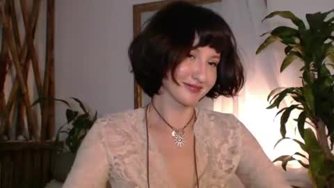Snapshot of wanderwhitch chatting on 07.09.26 Miya online show from 07.09.26