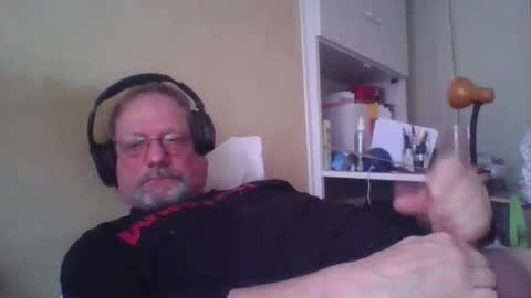 Snapshot of wanky357 chatting on 02.09.26 Tibo Love online show from 02.09.26