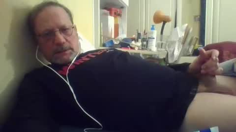 Snapshot of wanky357 chatting on 02.26.26 Tibo Love online show from 02.26.26