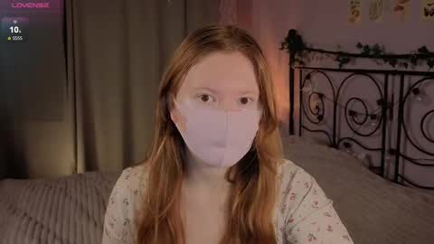 Snapshot of warm_whispers chatting on 01.12.26 lira and flo online show from 01.12.26