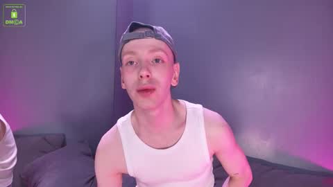 Snapshot of warmwhisp chatting on 02.26.26 ZID online show from 02.26.26