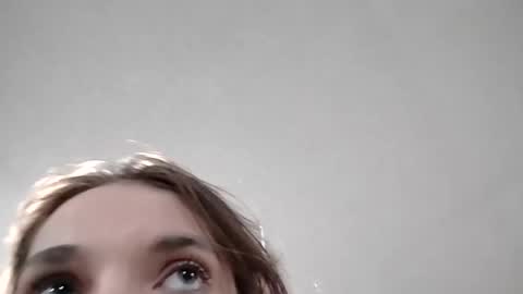 warnerkess0 online show from 10.18.25