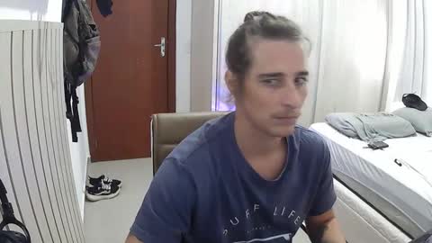 wave_boyy online show from 04.10.26